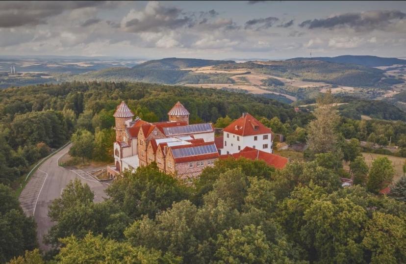 Luxus Appartement Im Schloss Fockelberg Экстерьер фото